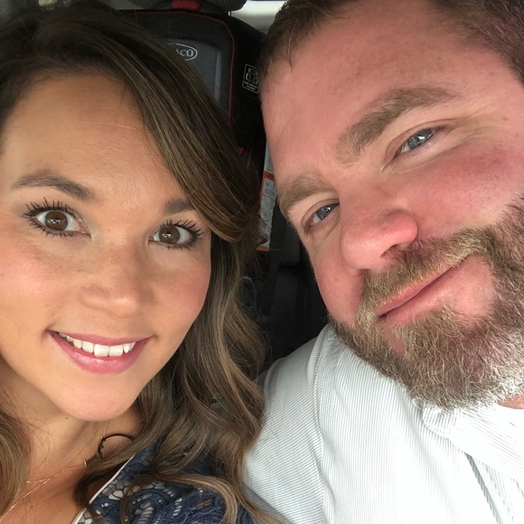 Meet your Posher, Jaclyn - Picture 3 of 3